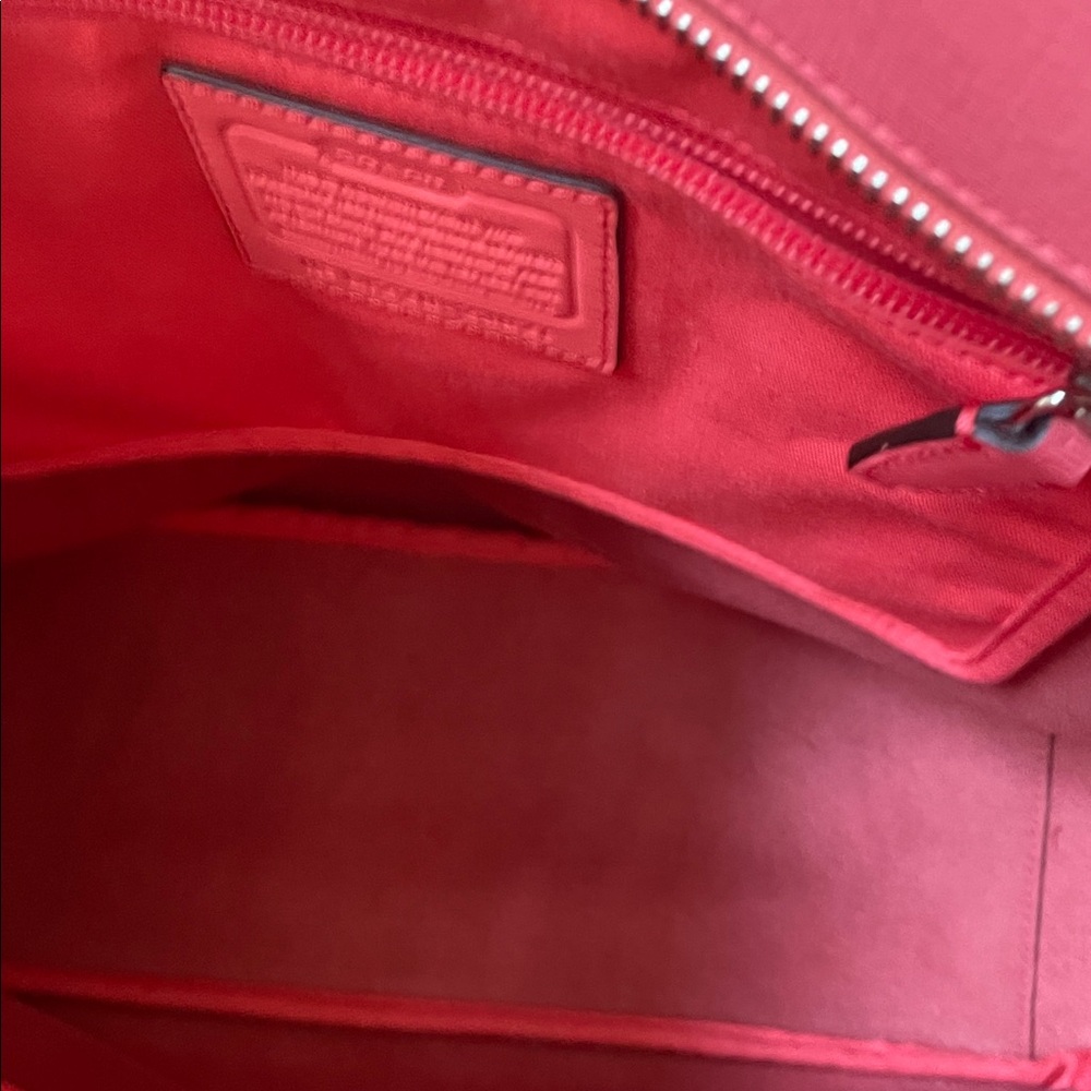 Coach Saffiabo Coral Leather Zioped Tote L1220-23821 - Picture 13 of 16